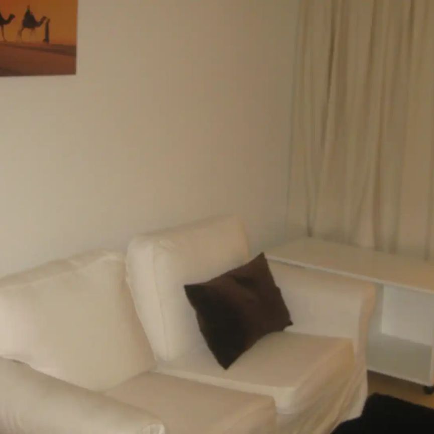 Piso de alquiler en La Catedral - Photo 1