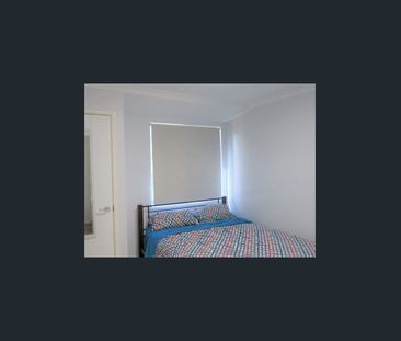 Beautiful Family Home - Photo 3