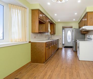 For Lease - 2035 Carleton Court, Burlington, Ontario - Photo 6
