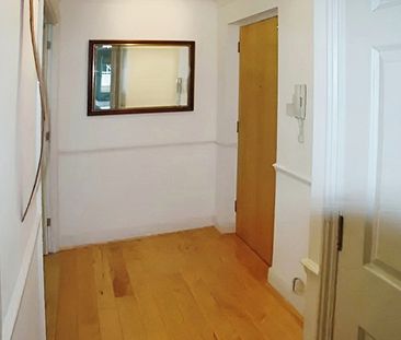 Two Bedroom Top Floor Flat to Rent in Rochester - Photo 3