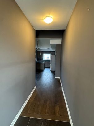 For Lease - 25 Mclaughlin Street, Welland, Ontario - Photo 1