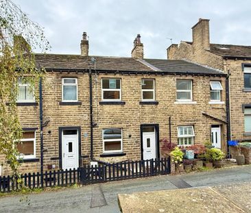 2 bedroom terraced house to rent - Photo 4