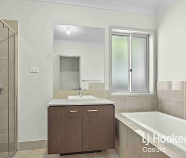 Large Family Home - Photo 6