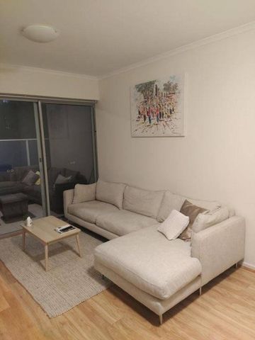 Fully Furnished - Photo 2