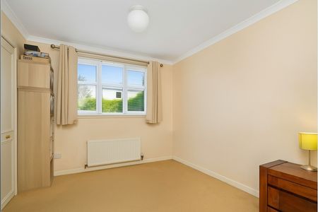 1 Bed Flat, Craigend Park, EH16 - Photo 2