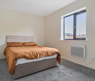 2 bedroom flat to rent - Photo 6