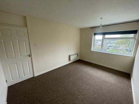 2 bedroom maisonette to rent - Photo 2