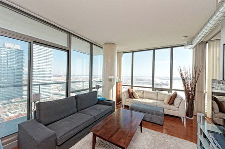For Lease - 33 Mill Street Unit# 2504, Toronto, Ontario - Photo 4