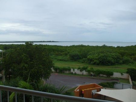 18/17 Sunset Drive, Coconut Grove - Photo 4