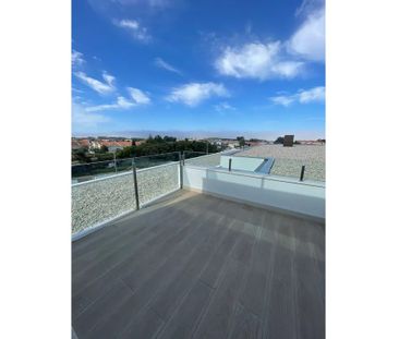 Avenida Gonçalo Ribeiro Telles, Vila Nova de Gaia, Porto 4405-732 - Photo 1