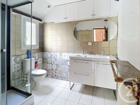 Location Maison 3 pièces 63m² CREPY EN VALOIS 60800 - Photo 3