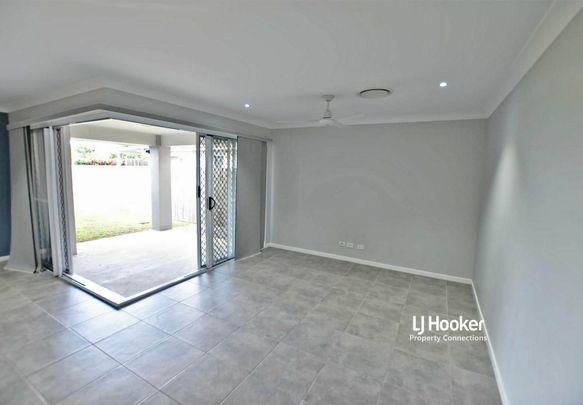 Modern Gem - Photo 1