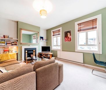 2 Bed Maisonette, Wendover Road, NW10 - Photo 2