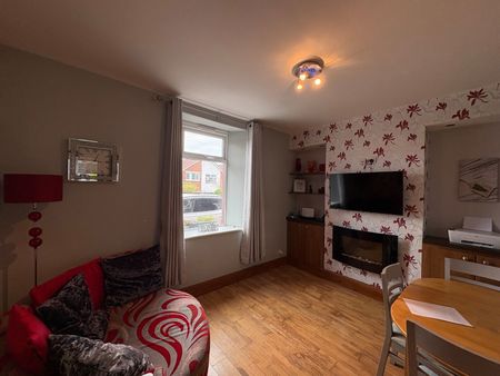 South Row, Barrow-in-Furness, Cumbria, LA13 0HJ - Photo 2