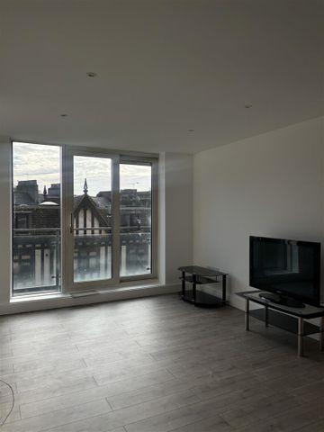 3 bed apartment to rent in Praed Street, London, W2 1 - Photo 2