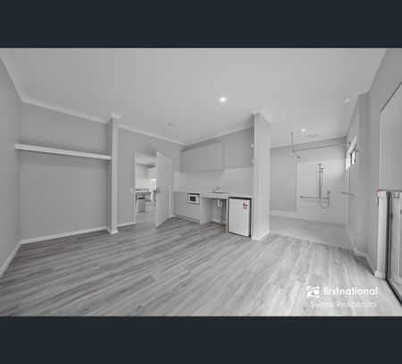 5 Draper Way, Ellenbrook, WA 6069 - Photo 3