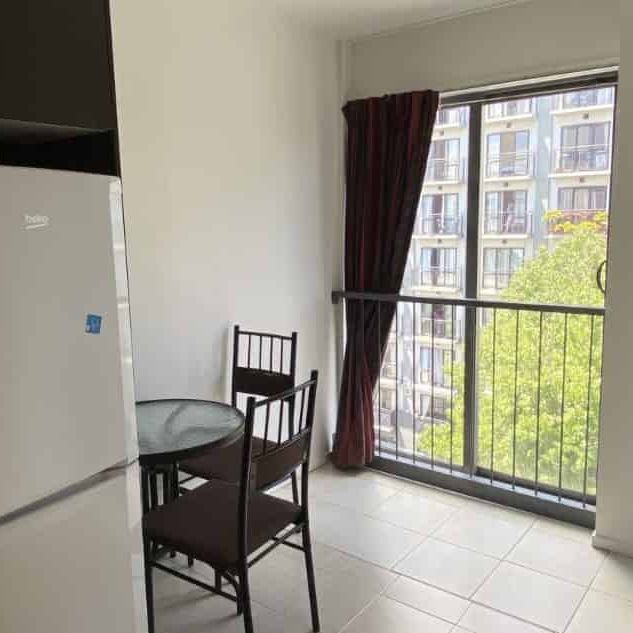 Good Location - Photo 1