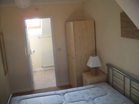 16 Attoe Walk, NR3 3GX, Houseshare 1, Professional Houseshare - Photo 5