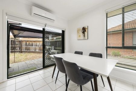 SPACIOUS 3-BEDROOM HOME IN THE HEART OF WERRIBEE - Photo 5