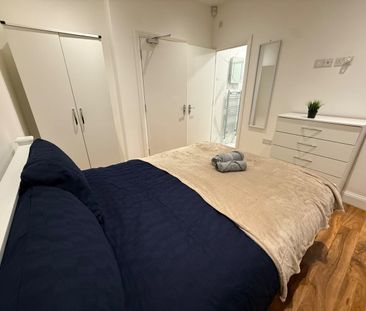 Room in a Shared Flat, Emmanuel House, CR2 - Photo 5