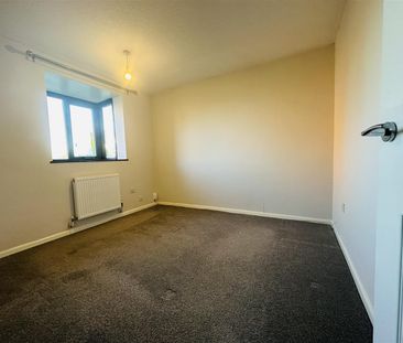 Churchdale Close, Nuneaton, CV10 - Photo 6