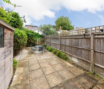 4 bedroom terraced house to rent - Photo 2