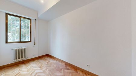 Piso de alquiler en Calle de José María Cavero, San Pascual - Photo 5