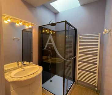 Location Appartement 1 pièce 29m² FONTENAY LE COMTE 85200 - Photo 4