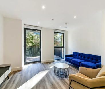 1 Bed Flat, Spruce House, SE10 - Photo 1