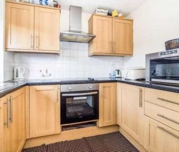 Waterside Close, Barking, IG11 - Photo 5