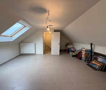 BERLARE - Recente, energiezuinige HoB in rustige wijk. - Photo 3