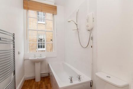 Bath, Somerset, BA1 - Photo 5