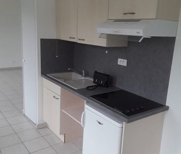 T1 AVEC BALCON ET PARKING - Photo 3