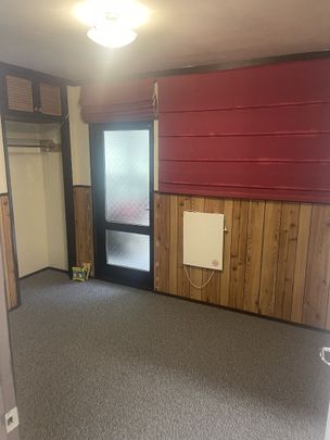 3 Treetop Lane, Paparangi - Photo 1