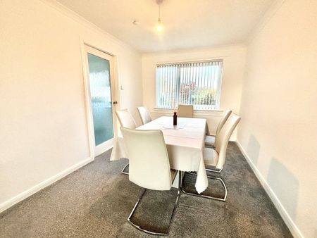 Kintyre Crescent, Newton Mearns, G77 6SR - Photo 3