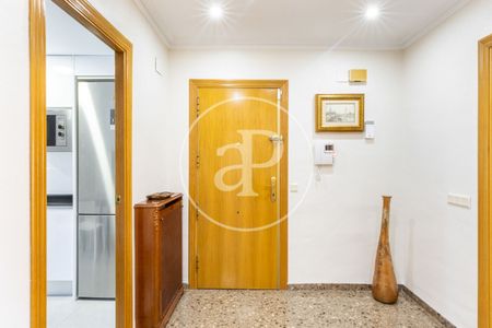 Flat for rent with views in Benicalap (Valencia) - Photo 2