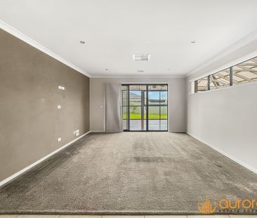 7 Sancho Drive, Cranbourne East VIC 3977 - House For Rent | Domain - Photo 5