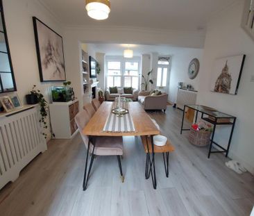 3 bedroom terraced house to rent - Photo 1