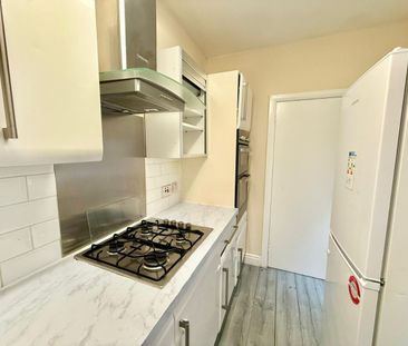 Hinderton Road, Birkenhead, CH41 - Photo 4