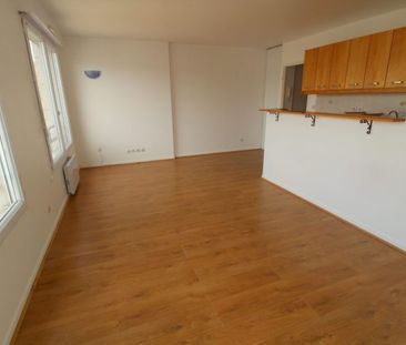 Studio Guyancourt 31 m² - Photo 2