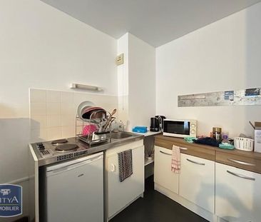 Location Appartement 1 pièce 25m² POITIERS 86000 - Photo 2