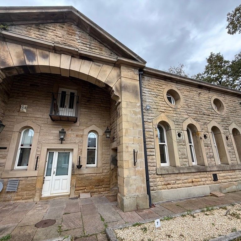 Archway Buildings, Ashton-on-Ribble - Photo 1