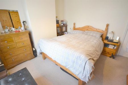 2 Bed Terraced House, Harold Street, LE2 - Photo 3