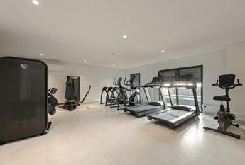 2 Bedroom Apartment with garden, Miraflores, Oeiras