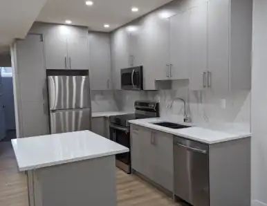 Newly Painted 2 Bed / 1 Bath Legal Basement Suite – Mahogany SE | 61 Magnolia Grove Southeast, Calgary - Photo 1