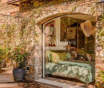 Single Family Home - Photo 6