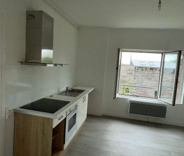 Location Appartement 3 pièces 56m² - Photo 5