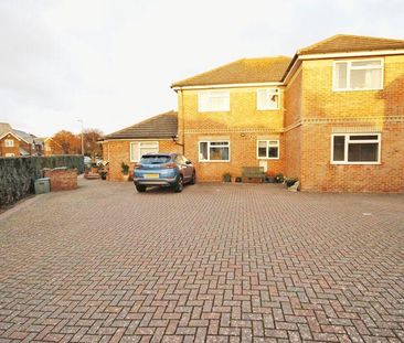 2 bedroom maisonette to rent - Photo 2