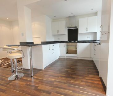 3 bedroom terraced house to rent - Photo 3