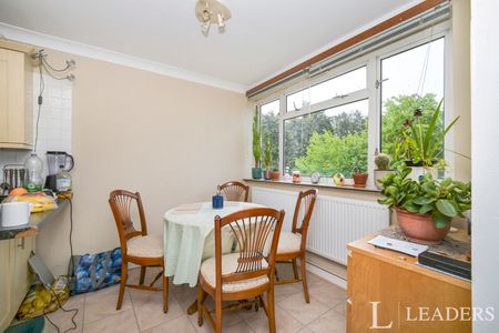2 bedroom apartment to rent Barley Croft, Harlow, CM18 - Photo 3